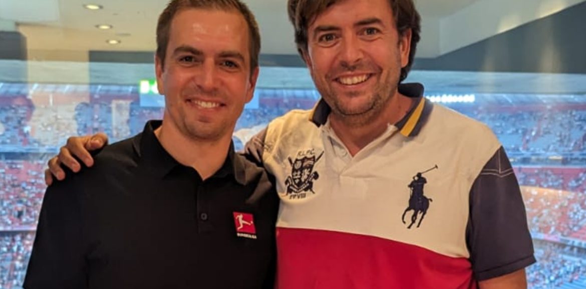 Bundesliga : Lahm : « Avec Guardiola, j’ai découvert une nouvelle position et une nouvelle façon de comprendre le jeu. Bundesliga : Lahm : « Avec Guardiola, j’ai découvert une nouvelle position et une nouvelle façon de comprendre le jeu.
