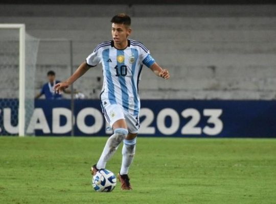 Le City de Guardiola est en tête de la course pour signer le « nouveau Messi ».