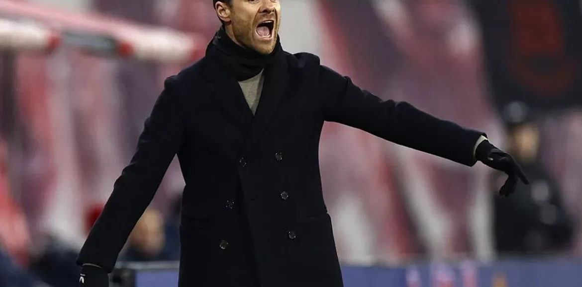 Bundesliga : Xabi Alonso sur un pied d’égalité avec Guardiola après un match aller « parfait » en Bundesliga Bundesliga : Xabi Alonso sur un pied d’égalité avec Guardiola après un match aller « parfait » en Bundesliga