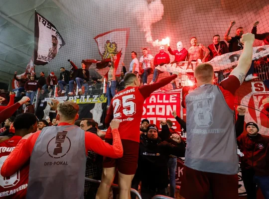 Bundesliga : L&rsquo;ascenseur de Kaiserslautern : se faufiler en finale de coupe… tout en luttant pour éviter la relégation en troisième division.