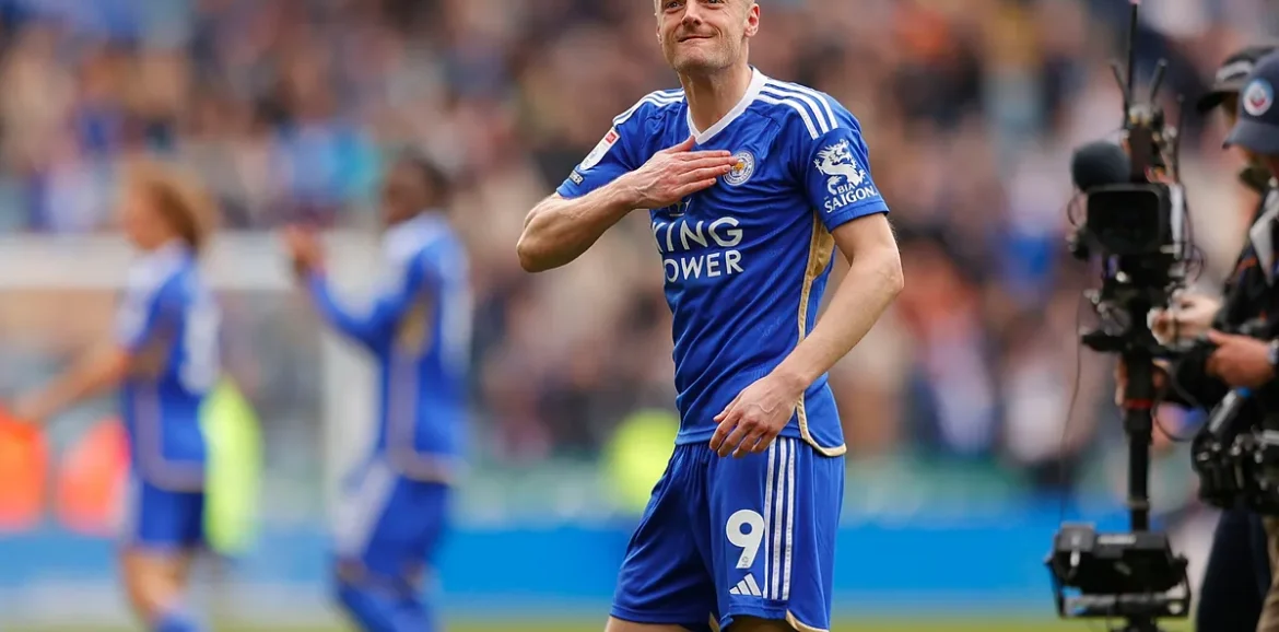 Championnat : la fin du » conte de fées » de Vardy : promotion… et adieu à Leicester ? et adieu à Leicester ? Championnat : la fin du » conte de fées » de Vardy : promotion… et adieu à Leicester ? et adieu à Leicester ?