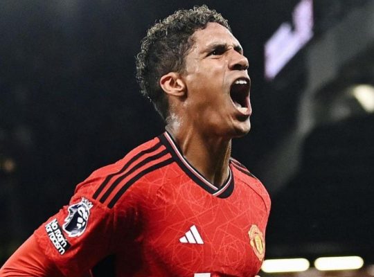 Comment Cesc « signe » Varane