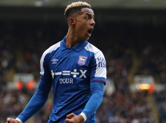 De Chelsea à la première place en Premiership pour un prix de transfert record