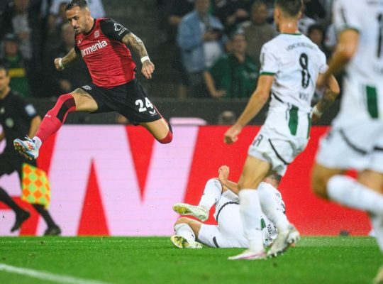 La Bundesliga s&rsquo;ouvre sur une nouvelle victoire de dernière minute