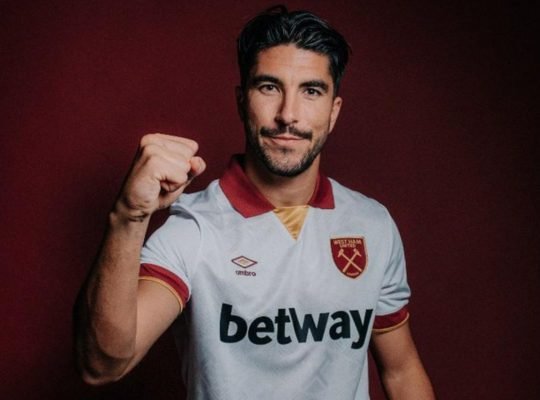 Carlos Soler, à MARCA :  » Je voulais jouer en Premier League depuis que je la regardais sur Canal+.