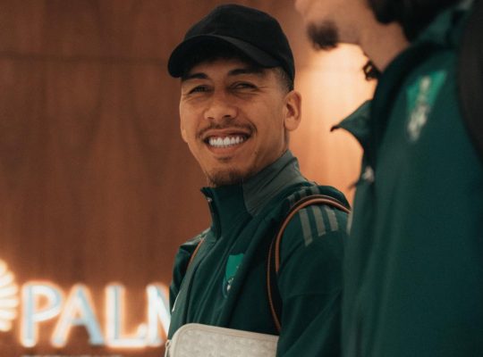 Firmino se prépare pour Arsenal après avoir été écarté de la liste d&rsquo;Al-Ahli pour la liga
