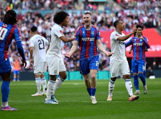 Adam Wharton impressionne l’Angleterre : le “Pirlo anglais” déjà promis aux sommets