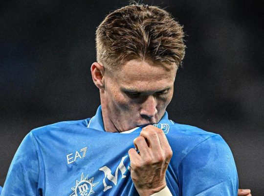 Les fiançailles de McTominay, une affaire de tomates : "Mon Dieu, tout cela est incroyable"