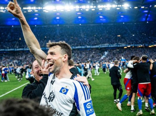 Hambourg renaît enfin : 7 ans d’attente, un retour fracassant en Bundesliga